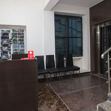 Oyo 9004 S V Residency Hotel